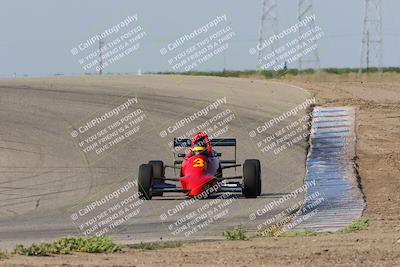 media/Apr-30-2022-CalClub SCCA (Sat) [[98b58ad398]]/Group 6/Race (Outside Grapevine)/